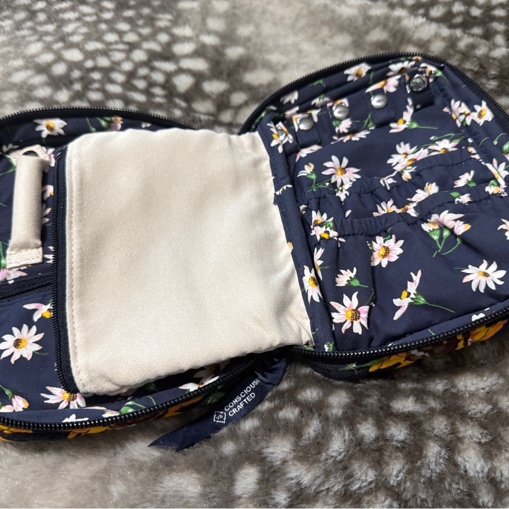 Vera Bradley Sunflower Quilted Cosmetic Bag - Picture 3 of 4